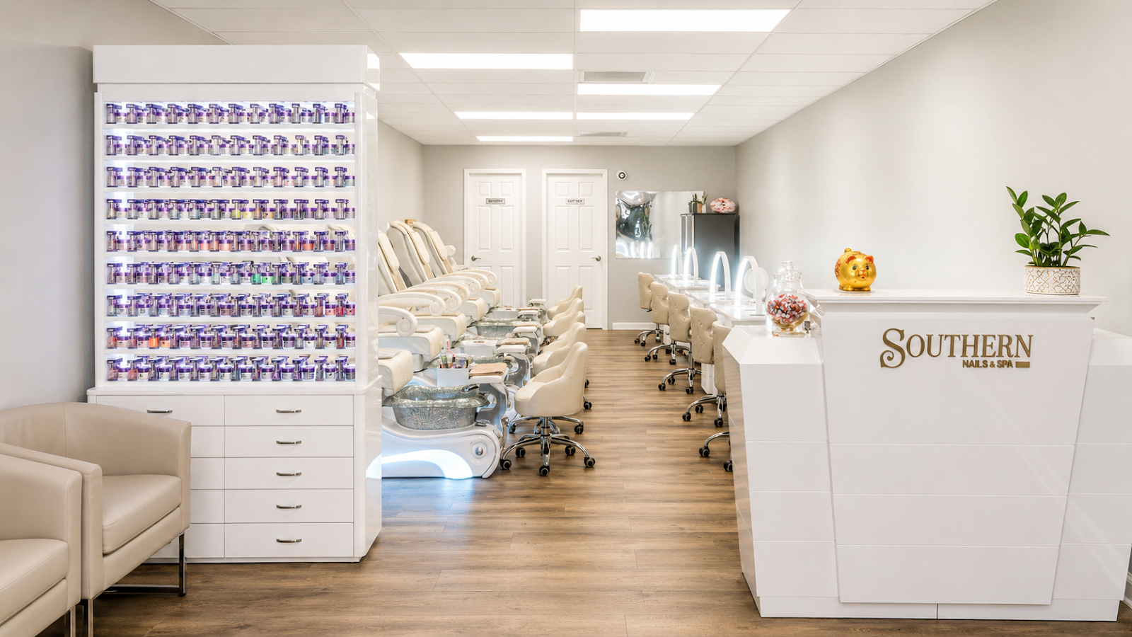Southern Nails and Spa logo